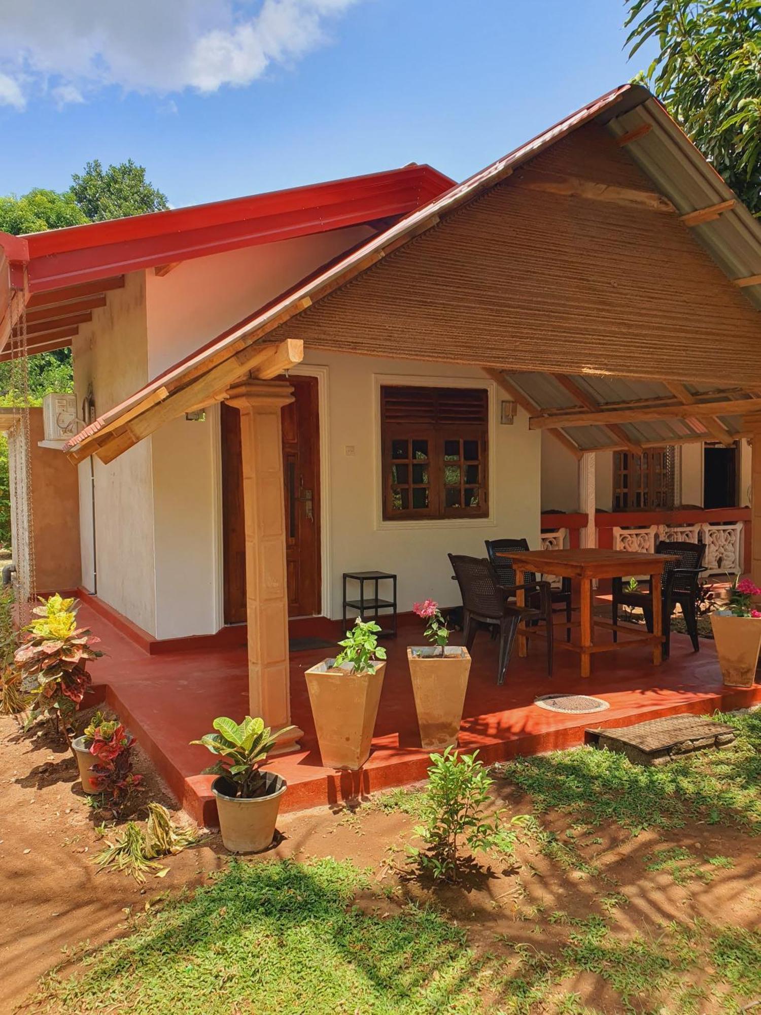 Jungle Eco Lodge & Safari Сигирия Экстерьер фото